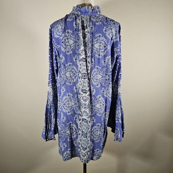 Free People Magic Mystery Tunic Bell Sleeve Top S - Picture 5 of 10